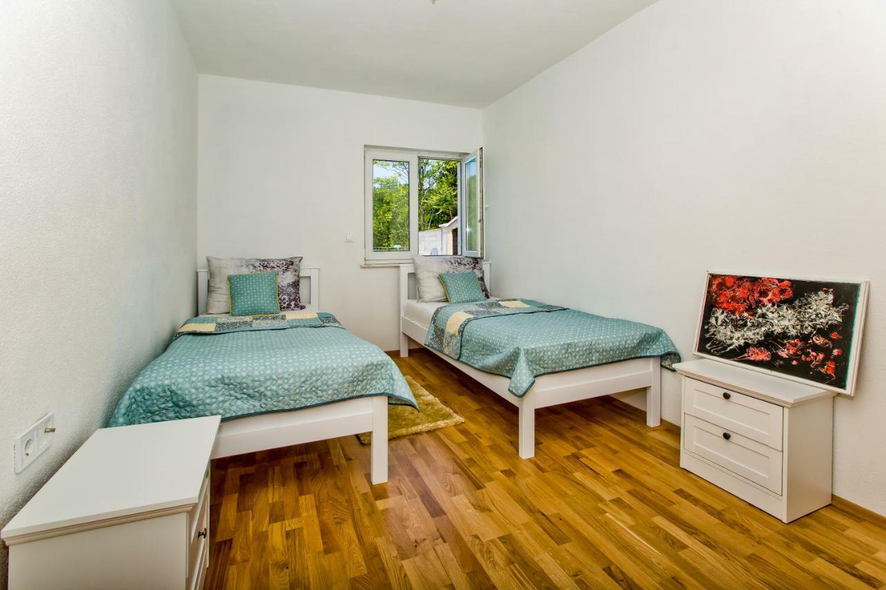 Forest House Silva Hrvace Extérieur photo